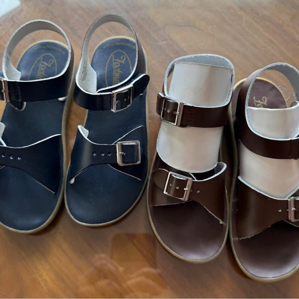 Footmates tides sandals bundle size 12 new